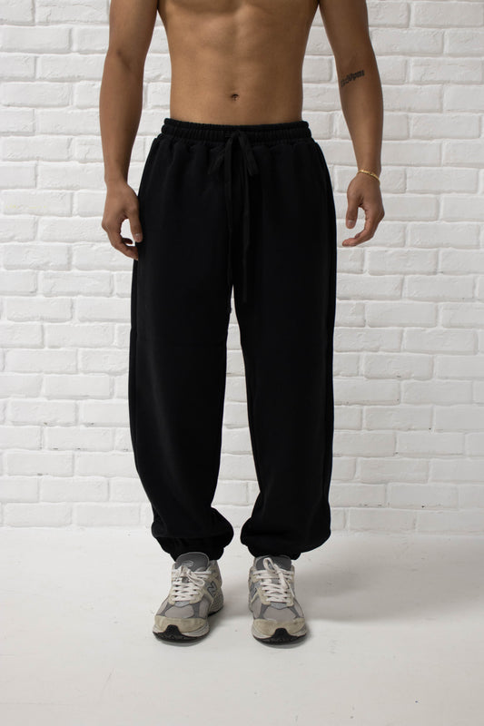 ATHLETICS DEPT. Sweatpant - Black